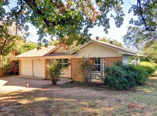 2501 Janice Ln, Fort Worth, TX 76112