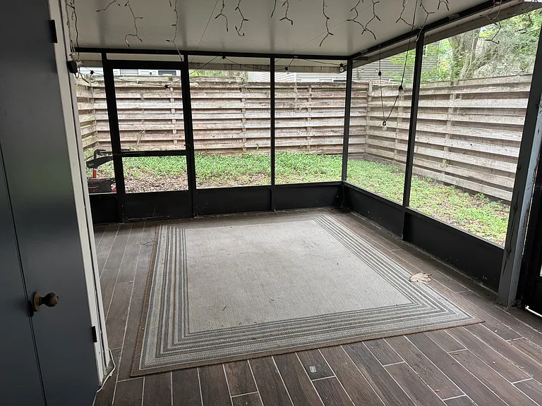 4642 SW 45th Ln — Photo 3