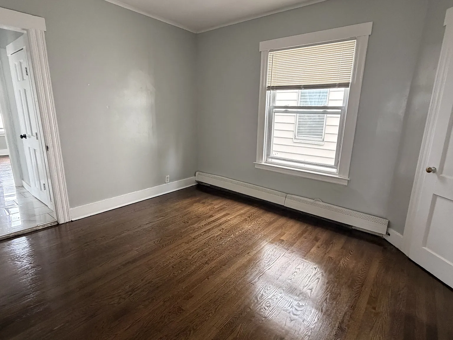 2 bed, 1006 sqft, $1,800 — Photo 4
