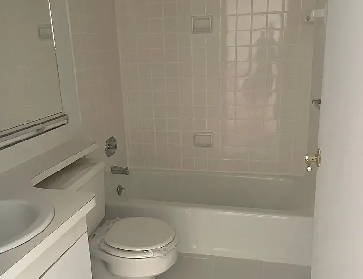200 E 72nd St #2B — Photo 7