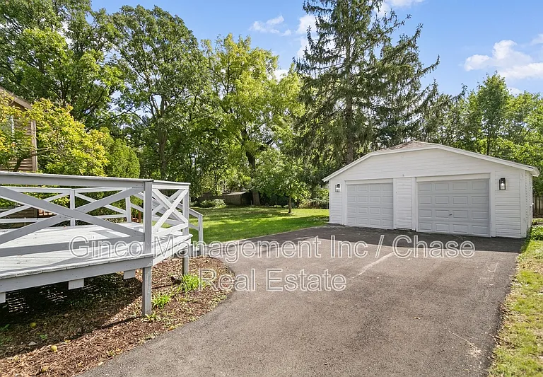 1525 Burr Oak Rd — Photo 8
