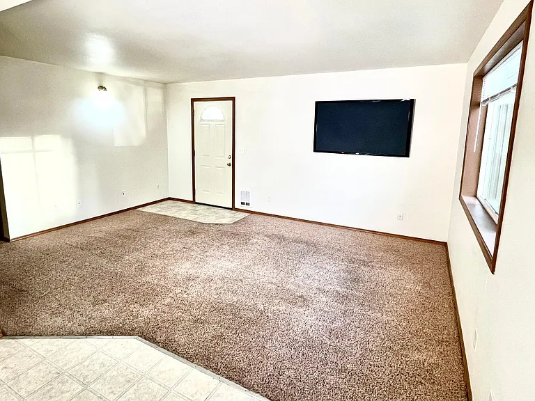 4568 Furzee Rd — Photo 7