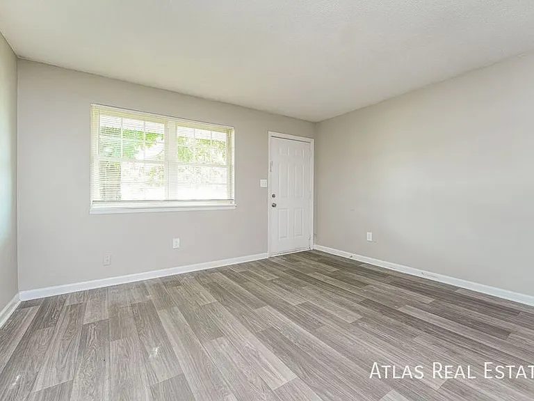 Rosemary Place — Photo 61