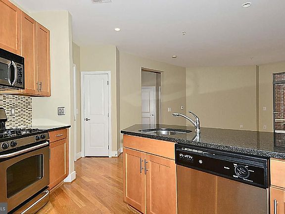 5th image of 1800 Wilson Blvd #101