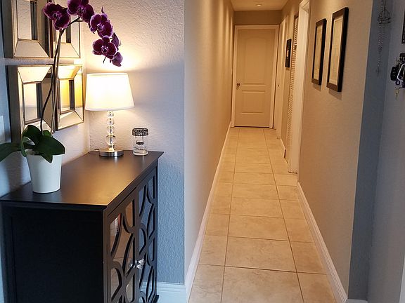 Entry / Hallway