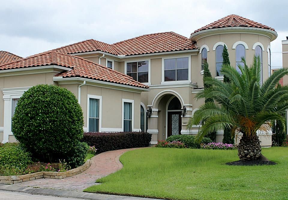 1st image of 1923 Flower Garden Ln
