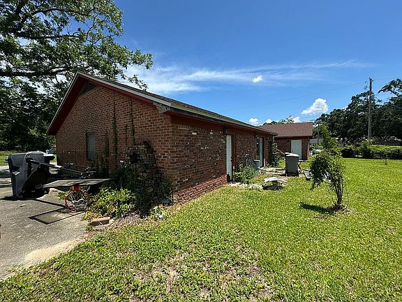 5th image of 424 Hancock Ln