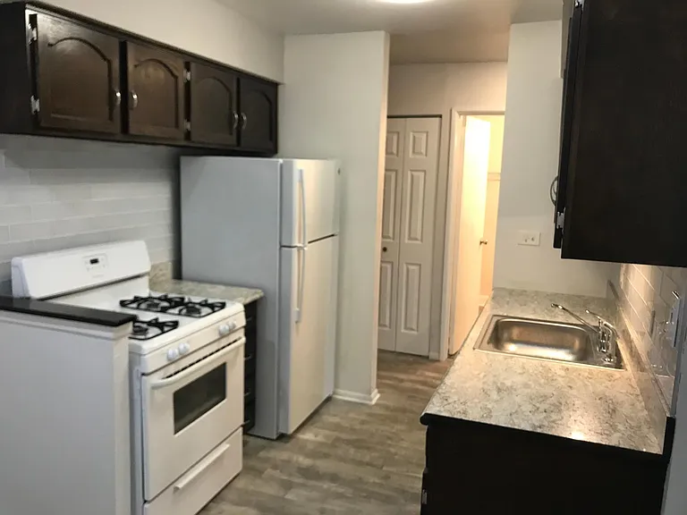 1475 Rebecca Dr — Photo 15