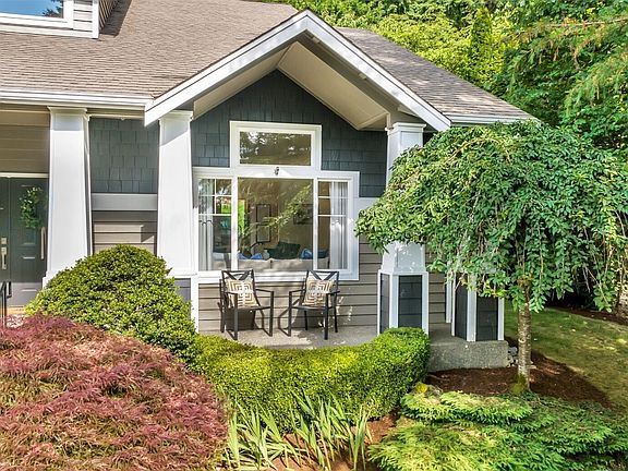 4th image of 18404 148th Avenue NE