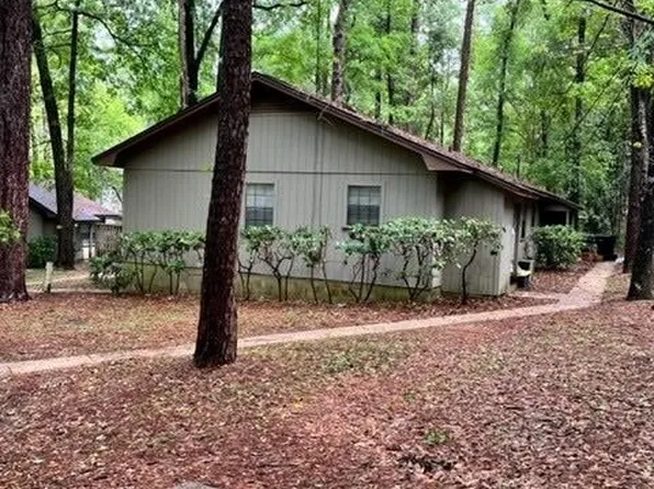 3369 Trafalgar Sq #A, Tallahassee, FL 32301