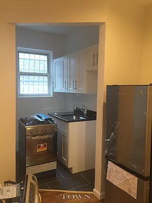 Rented by Town Residential | media 48