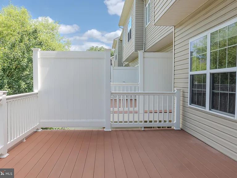 726 Millhouse Dr — Photo 22