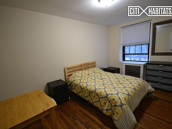 4th image of 5101 39th Ave #U12
