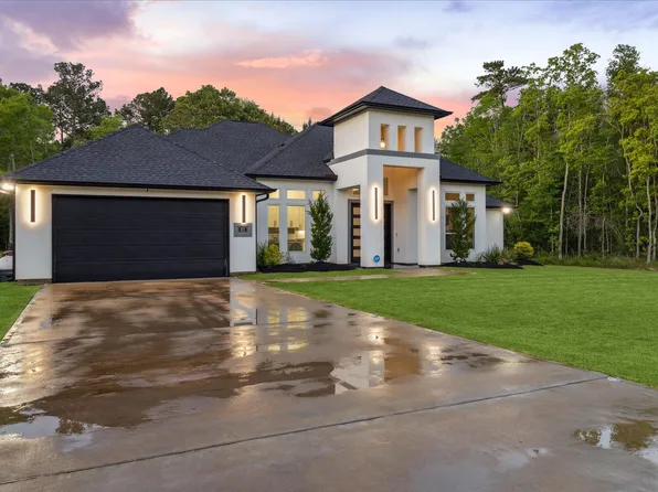 671 Road 6609, Dayton, TX 77535