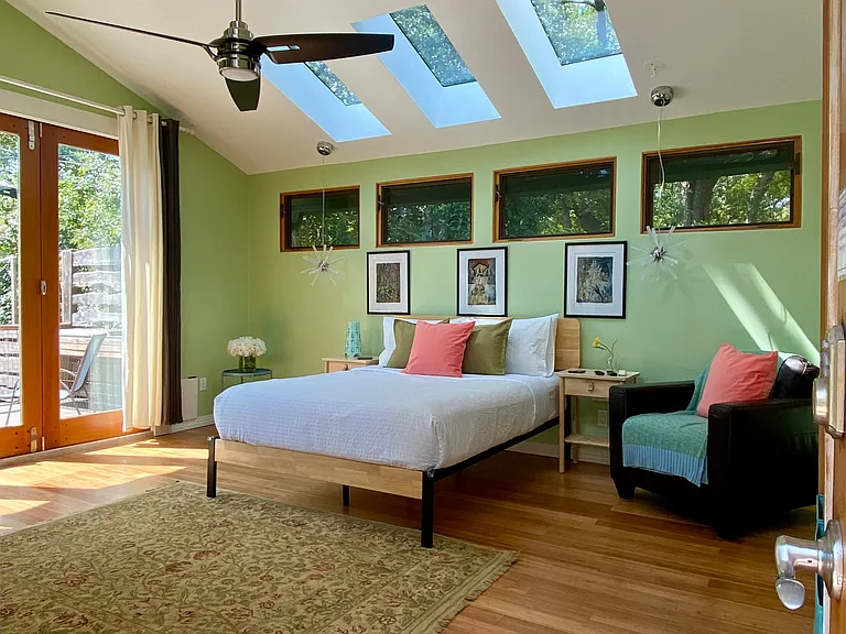 3203 Loyola Ln — Photo 18