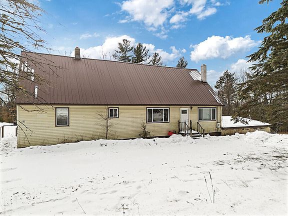 2nd image of 557 Preble Avenue