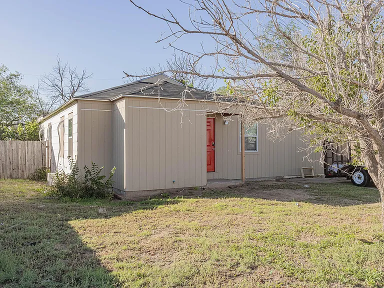 1309 Boatwright St #A — Photo 17