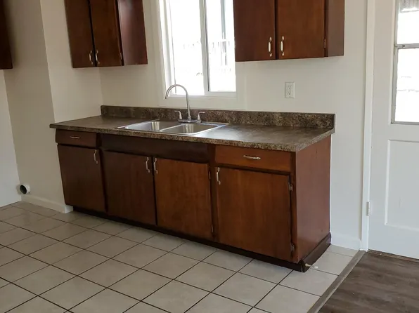 4538 W 172nd St, Lawndale, CA 90260