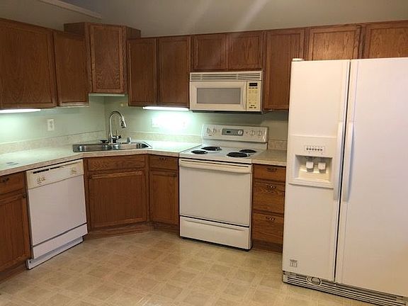 3rd image of 5081 Lavelle Dr