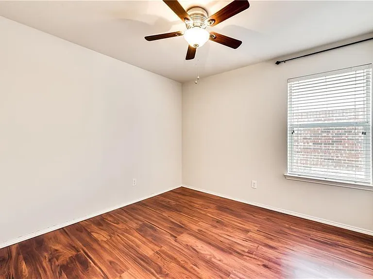 8633 Corral Cir — Photo 19