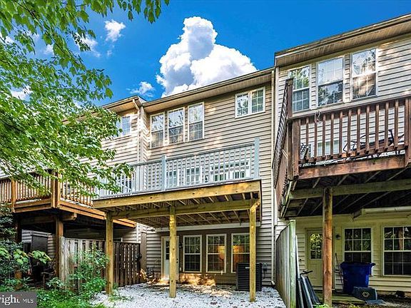 5th image of 3534 Winthrop Ln