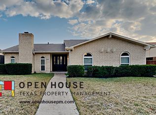 2208 Proctor Dr, Carrollton, TX 75007