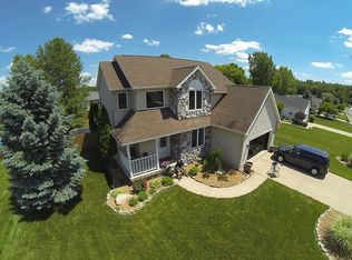 4943 Ledgerock St, Jackson, MI 49201