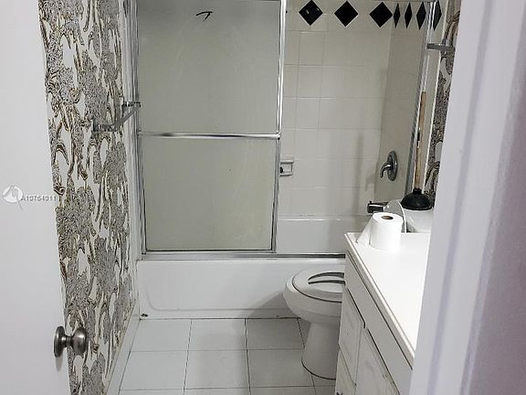 2nd image of 3300 Spanish Moss Ter APT 107