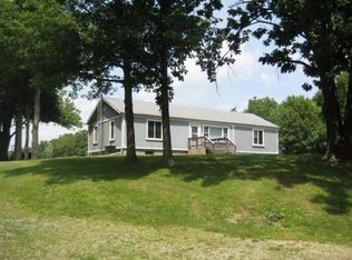 1186 County Road 900n, Sullivan, IL 61951