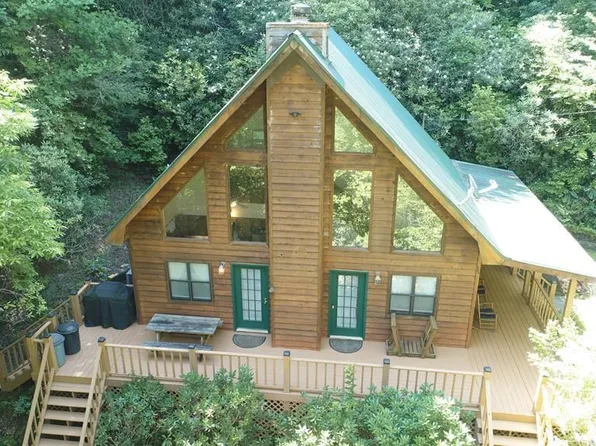 34 The Pines, Robbinsville, NC 28771