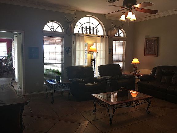 4th image of 5906 Sussex Pl