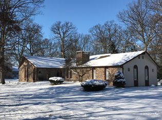 1058 N Prairiewood Dr, Rochester, IN 46975