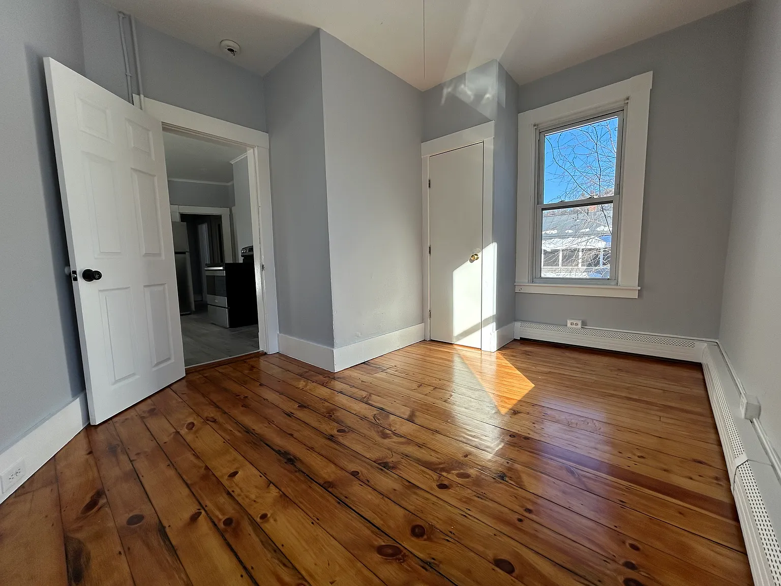 2 bed, 800 sqft, $1,795 — Photo 2