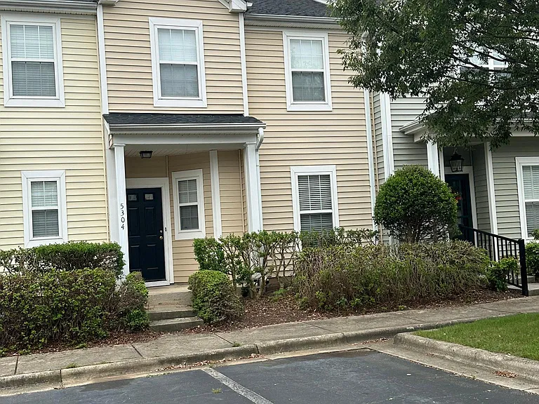 5304 Patuxent Dr — Photo 36