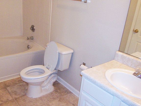 5th image of 10528 Villa View Cir