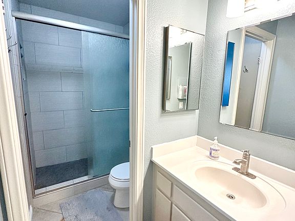 5th image of 4169 Louisiana St APT 4