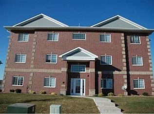 2210 W Lake Rd #102, North Liberty, IA 52317