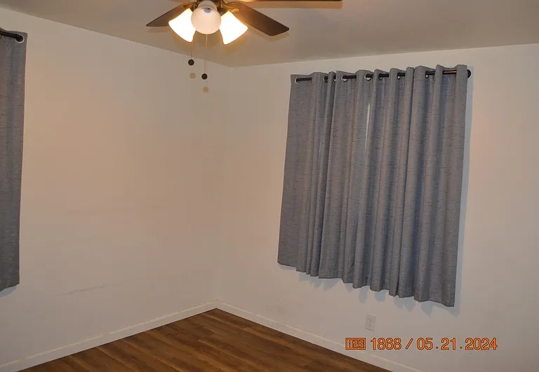 930 S Rose St — Photo 44