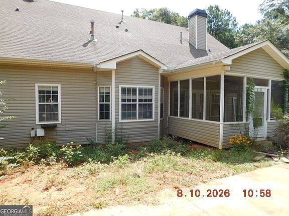 3rd image of 467 S Bethany Rd