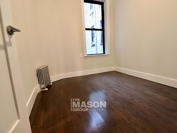 5th image of 66 W 109th St #52A