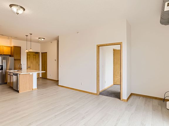 3rd image of 4525 Park Commons Dr Unit 514