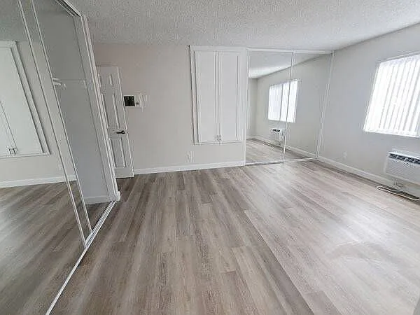 Latitude Ii — Photo 26