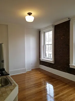 Rented by Keller Williams NYC | media 23