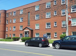 385 Concession St #6, Hamilton, ON L9A1B8