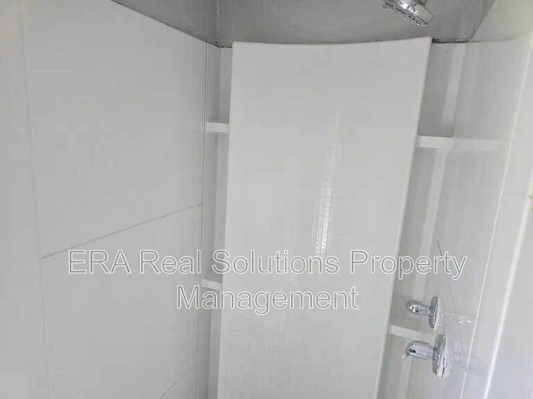 3607 Sackett Ave #2 — Photo 4