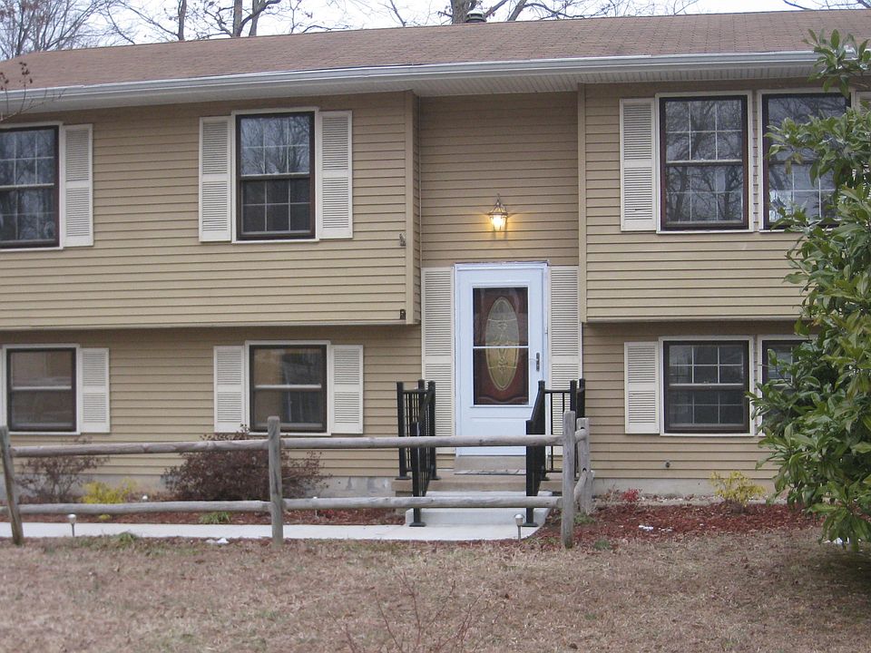 1st image of 800 Salem Dr