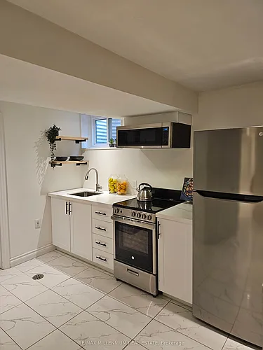 65 Vange Cres Photo 1