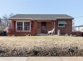 7027 Morgan Ford Rd, Saint Louis, MO 63116