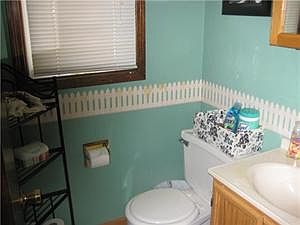 5th image of 165 Grandview Dr