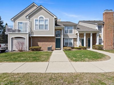5876 Pine Aires Dr, Sterling Heights, MI, 48314